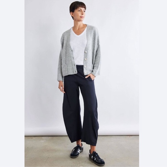 Ruti Pants - NWT RUTI On The Loose Work Pants Sz 2 Black Wide Leg Minimal Chic